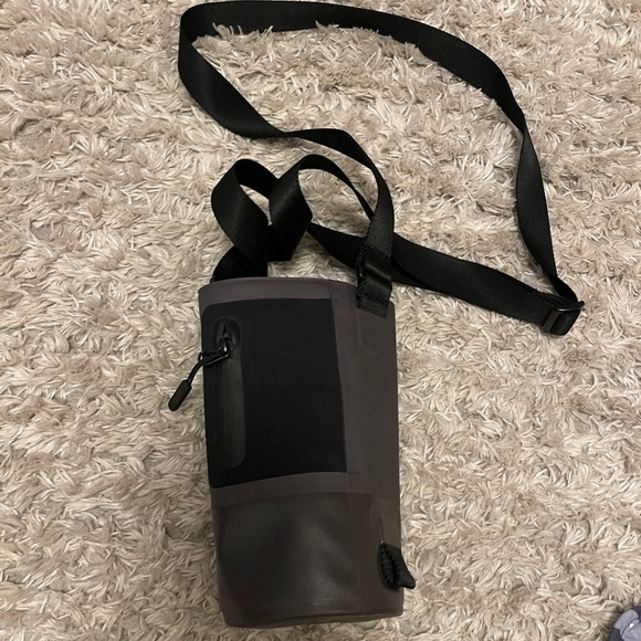 Hydoflask sling - Picture 2 of 3